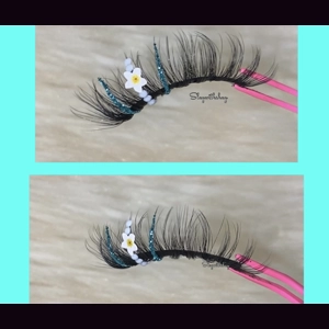 Teal glitter & flower lash