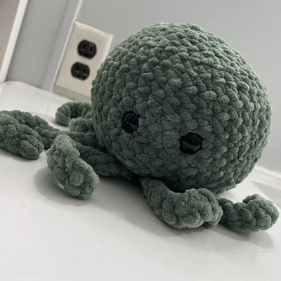 Medium Octopus