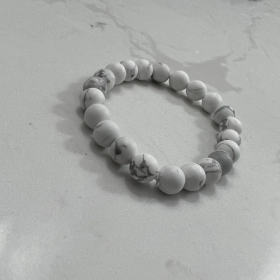 Howlite Howlite
