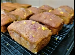 12 Mini Lemon & Raspberry Drizzle Loaf