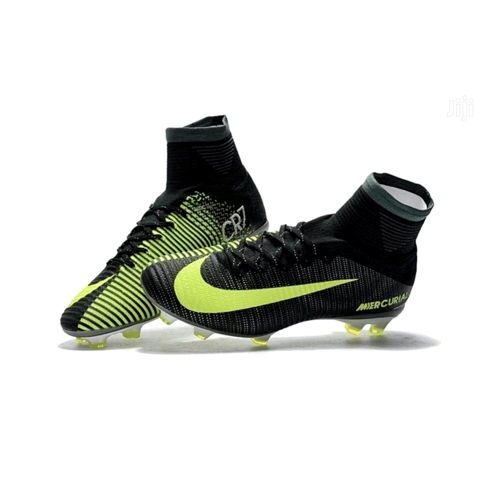 Cr7 soccer shoes