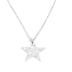 Textured Star Pendant Necklace (SIlver)