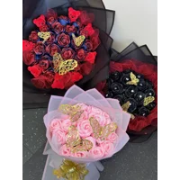 Luxury Handmade Bouquet + LED