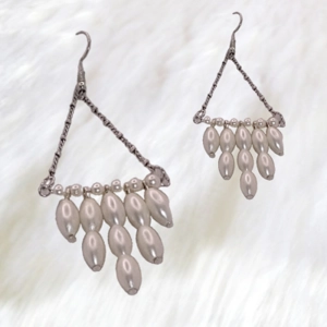 Oval Pearl Earrings
