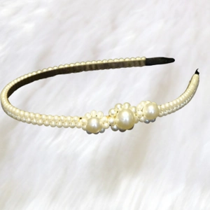 Unique Pearl Hairband