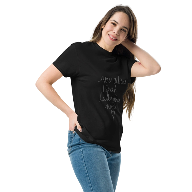 Additional Image for Trendy graphic tee