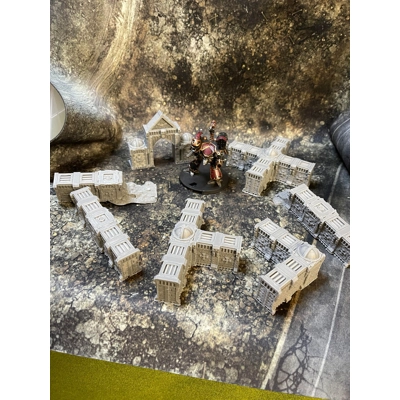 Low Wall Set in 8mm