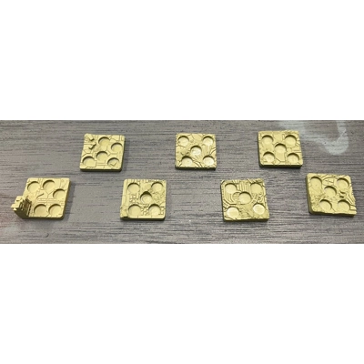 20mm x 20mm square bases x 56 20mm x 20mm square bases x 56
