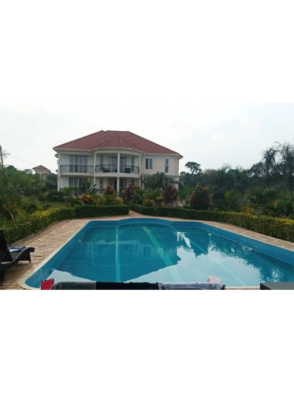 7 Bedroom House for Sale in Garuga off Entebbe Road