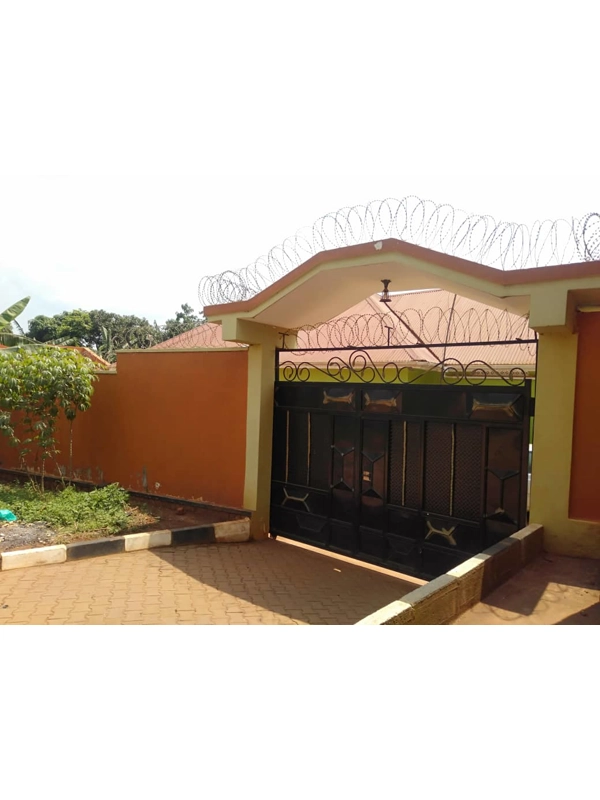 House for sale for sale at Kitende on Entebbe road