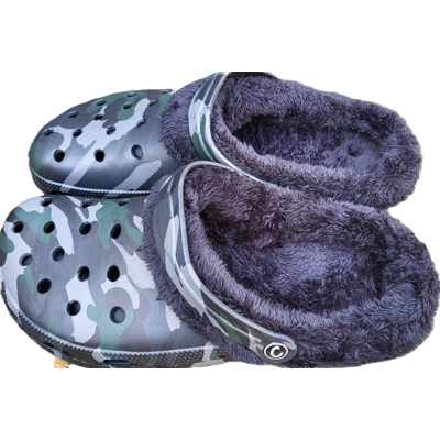 Men's Winter Camo Clogs | Non-Slip, Detachable Faux Fur Lining | Black EVA | Warm, Casual Comfort |