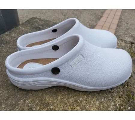 Unisex EVA Lightweight Comfortable Slip-On Clogs, Suitable For Kitchen, Garden, Home Use