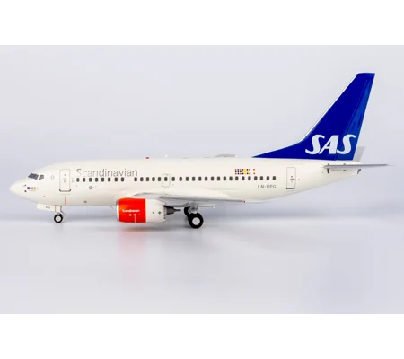 SAS Scandinavian Airlines Boeing 737-600 1:200