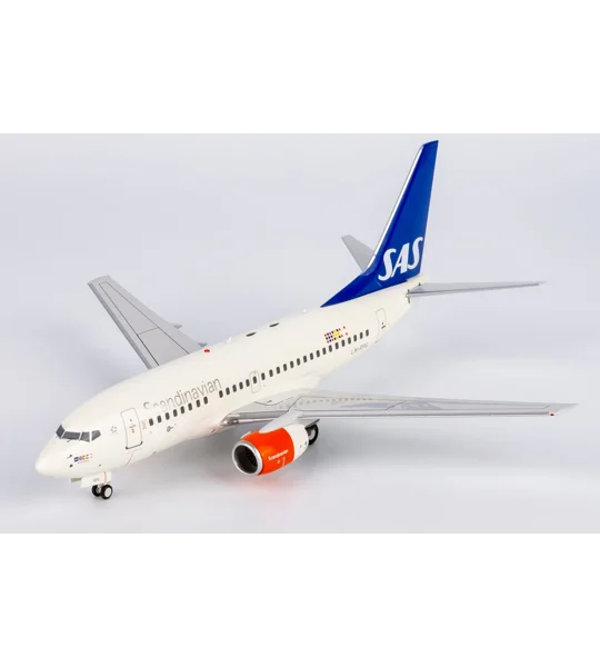 SAS Scandinavian Airlines Boeing 737-600 1:200