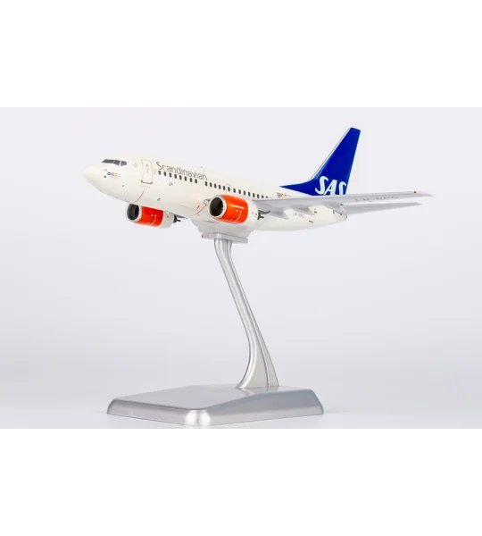 SAS Scandinavian Airlines Boeing 737-600 1:200