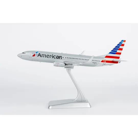 American Boeing 737-800 1:200