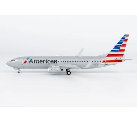 American Boeing 737-800 1:200