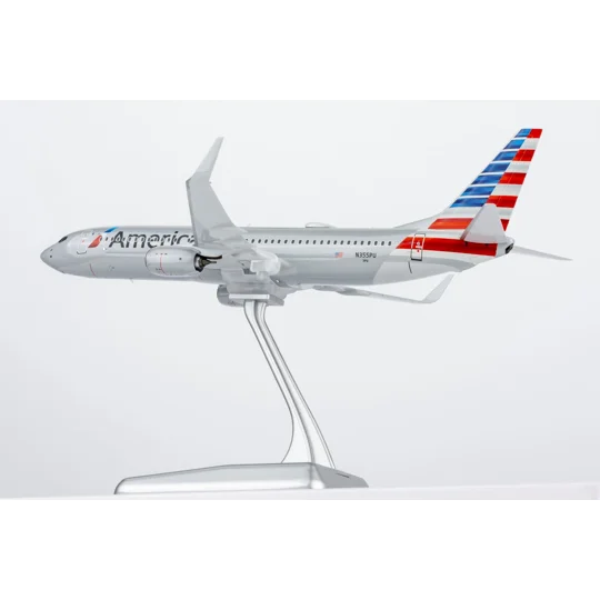American Boeing 737-800 1:200