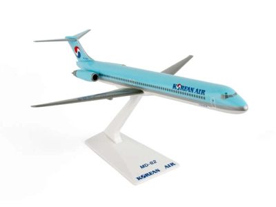 Korean Air McDonnell Douglas MD-82 1:200