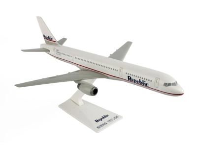 Republic Boeing 757-200 1:200