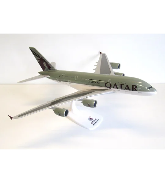 Qatar Airbus A380-800 1:200