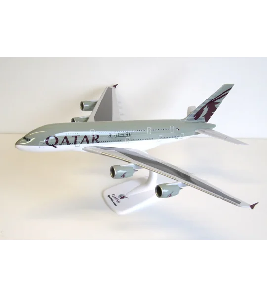 Qatar Airbus A380-800 1:200