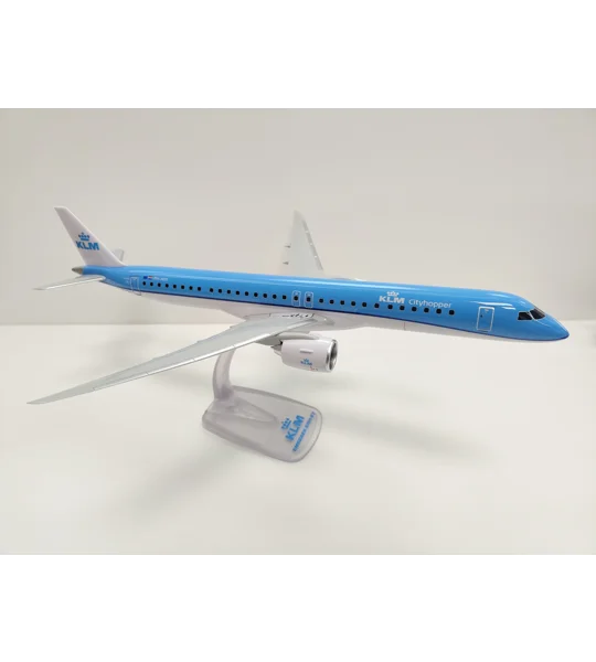 KLM Cityhopper Embraer 195-E2 1:100