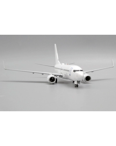 Boeing 737-700 Blank 1:200