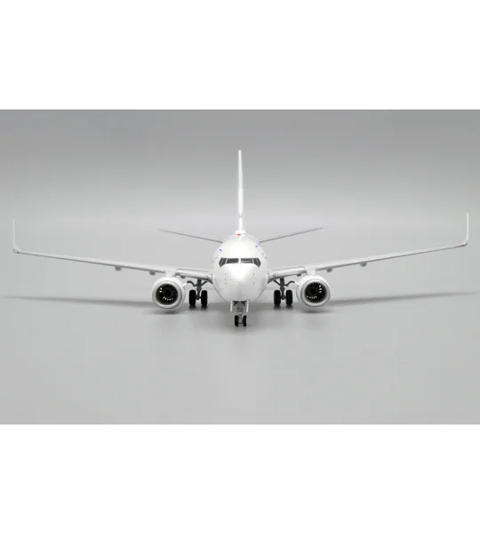 Boeing 737-700 Blank 1:200