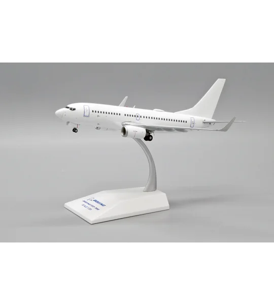 Boeing 737-700 Blank 1:200