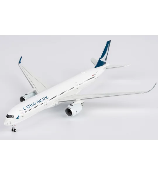 Cathay Pacific Airbus A350-900 1:400