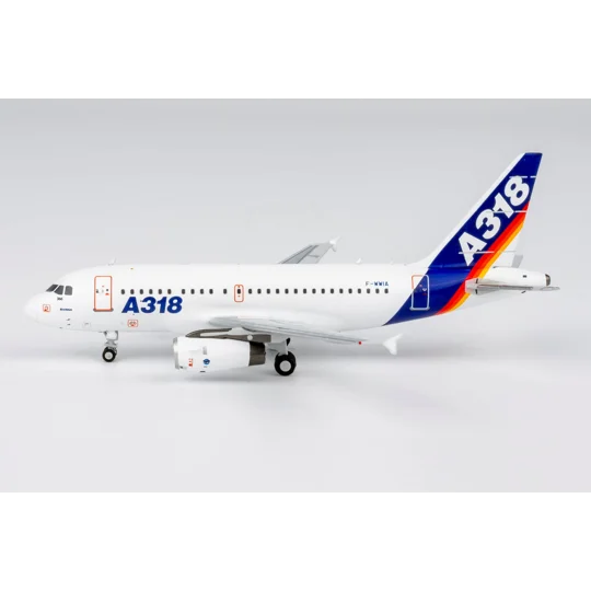 Airbus A318-100 1:400