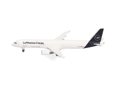 Lufthansa Cargo Airbus A321P2F 1:500