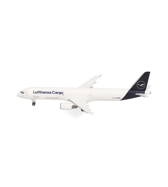 Lufthansa Cargo Airbus A321P2F 1:500