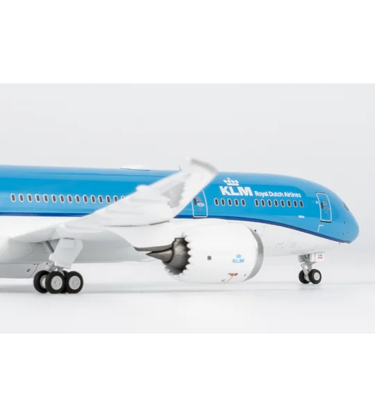 KLM Boeing 787-9 1:400