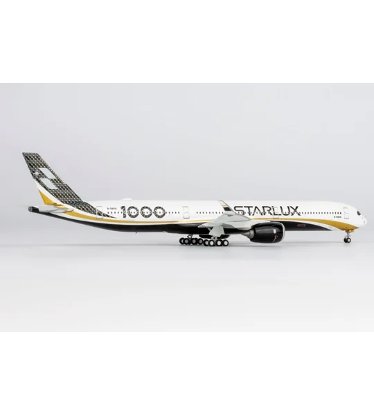 Starlux Airbus A350-1000 1:400