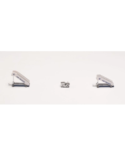 Air France passasjertrapper og traktor 1:200