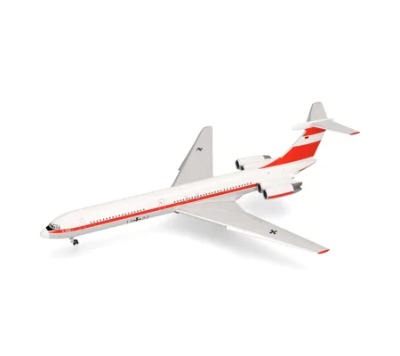 Luftwaffe Ilyushin IL-62M 1:200