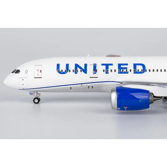 United Boeing 787-8 1:400