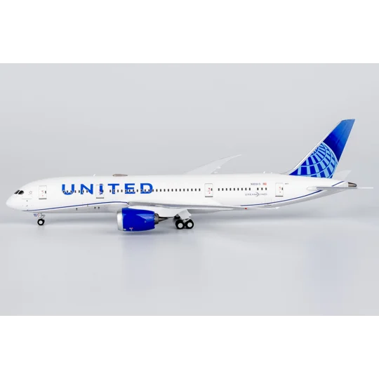 United Boeing 787-8 1:400