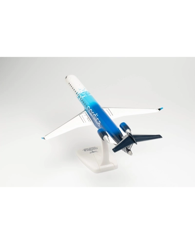 Nordica Bombardier CRJ-900ER 1:100