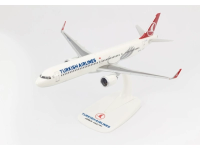 Turkish Airlines Airbus A321neo 1:200