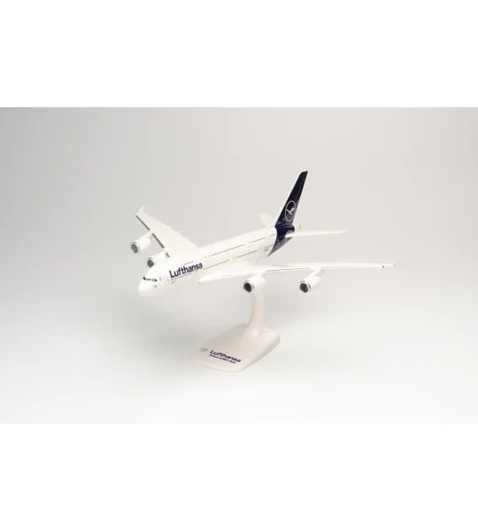 Lufthansa Airbus A380-800 1:250