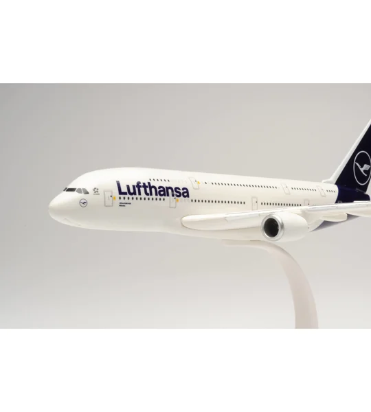 Lufthansa Airbus A380-800 1:250