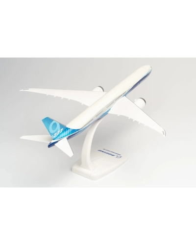 Boeing 777-9 1:250