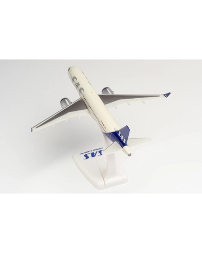 SAS Scandinavian Airbus A320neo 1:200
