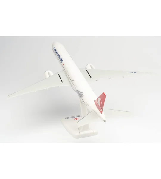 Turkish Airlines Boeing 777-300ER 1:200