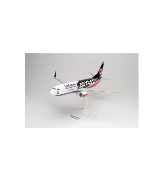 SunExpress Boeing 737-800 "Eintracht Frankfurt" 1:100