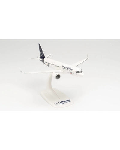 Lufthansa Airbus A320neo "Haupstadtflieger" 1:200