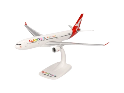 Qantas Airbus A330-200 "Pride is in the air" 1:200